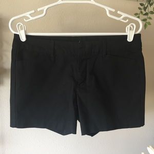Old Navy Mid-Rise Pixie Chino Shorts